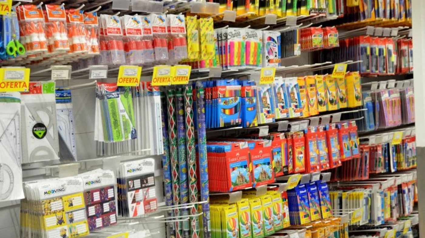 Municipio de Tolhuin autorizó a comercios y supermercados a vender artículos de librería