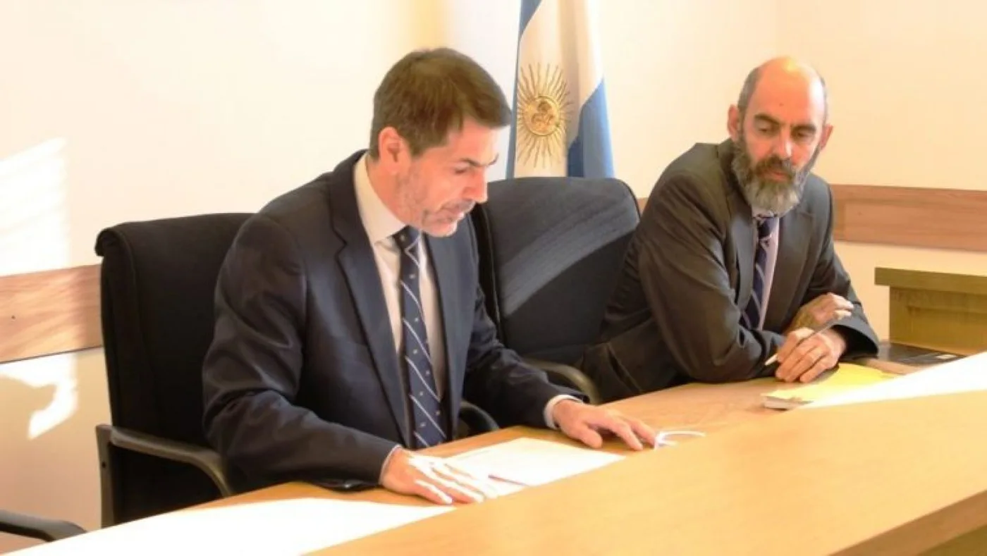 Condenan a un hombre a dos años de prisión en suspenso