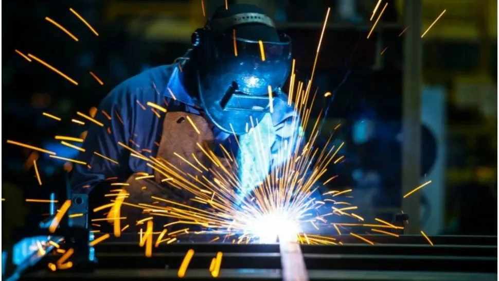 Metalúrgicos, en pulseada por recorte salarial y la prevención sanitaria para volver al trabajo