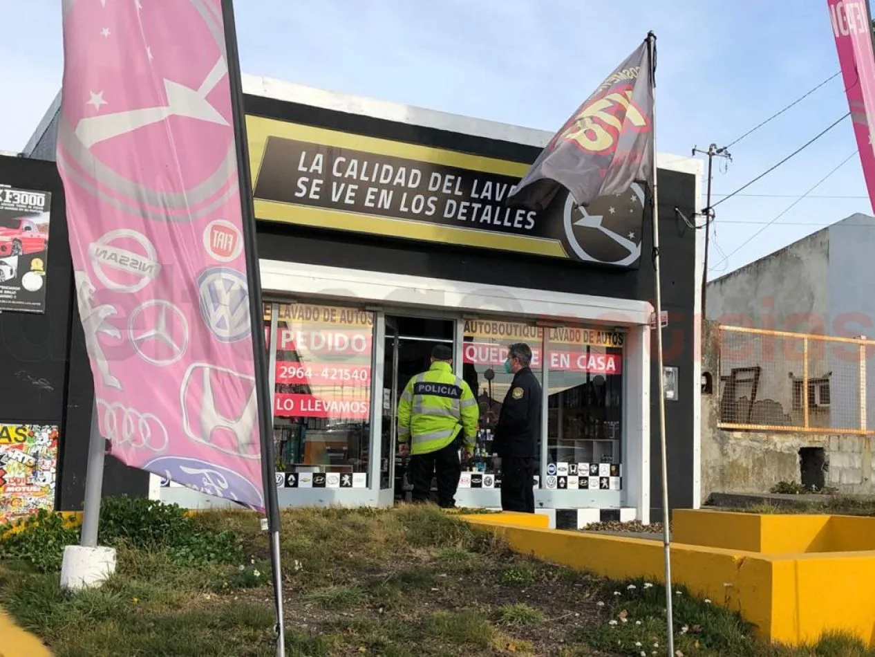 Robaron en un lavadero de autos céntrico
