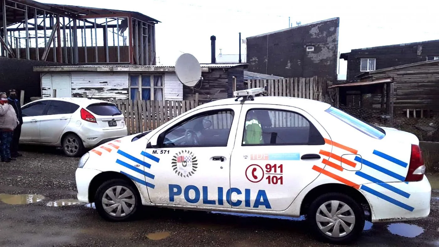 La policía lleva adelante las actuaciones en el domicilio del damnificado.