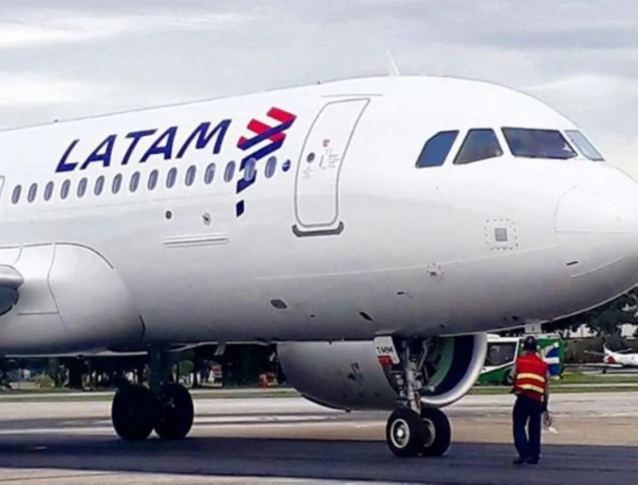 La aerolínea Latam llamó a concurso de acreedores en los EE.UU.