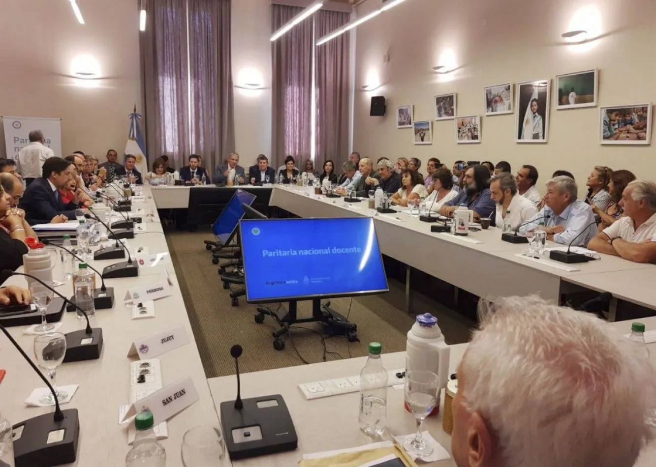 Ministerio de Educación de la Nación convocó a cinco gremios a una nueva reunión vitual de la paritaria nacional docente