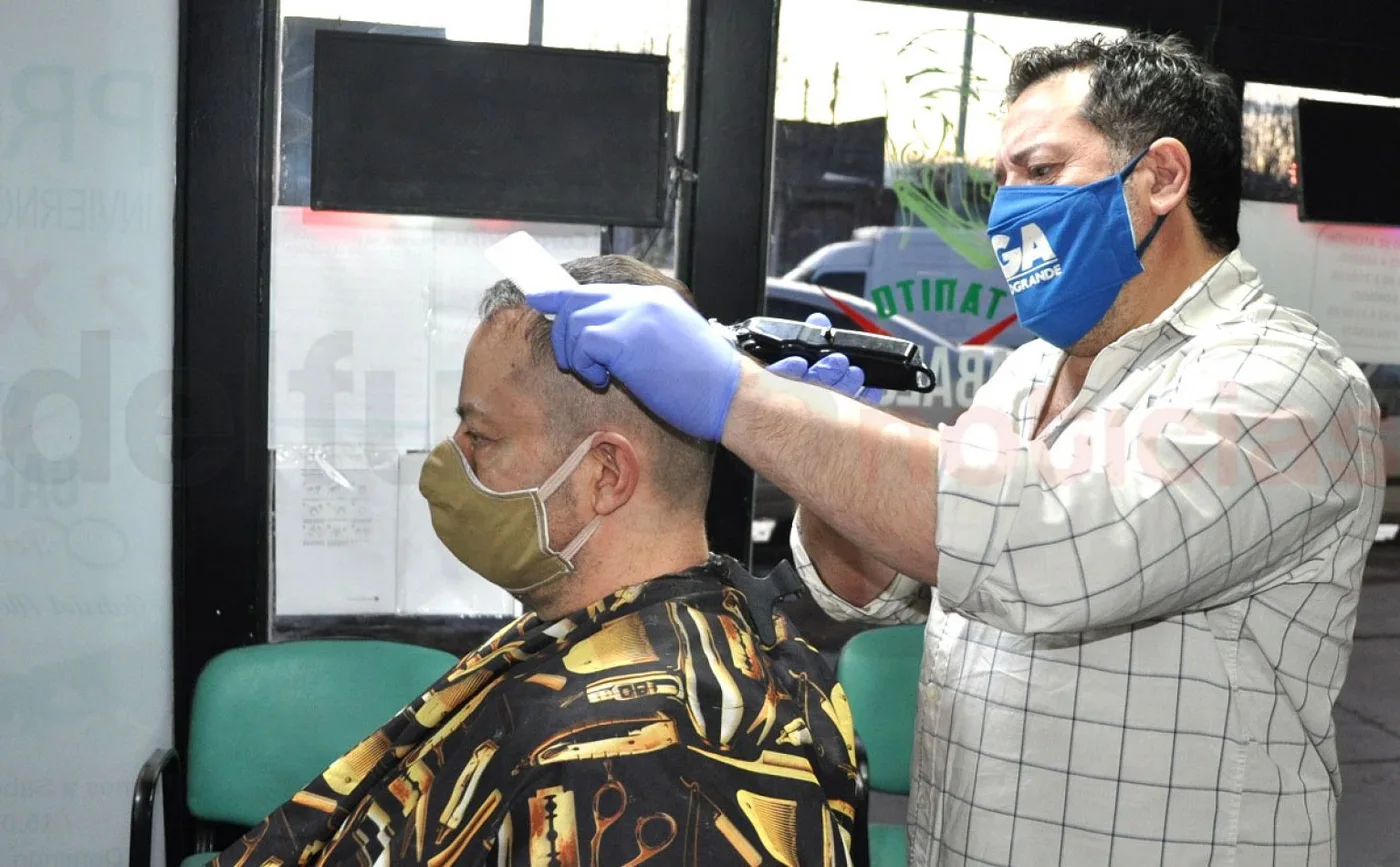 Gabriel Céspedes planteó una situación desesperante para el sector de peluqueros, estilistas y barberos.