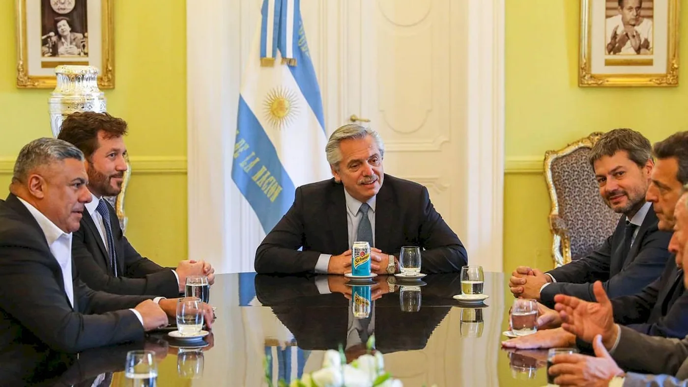 Reunión clave entre AFA y el Gobierno para aprobar el protocolo de la Conmebol