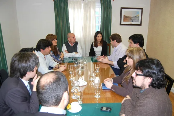 En la reunión se conocieron los primeros temas de negociación.
