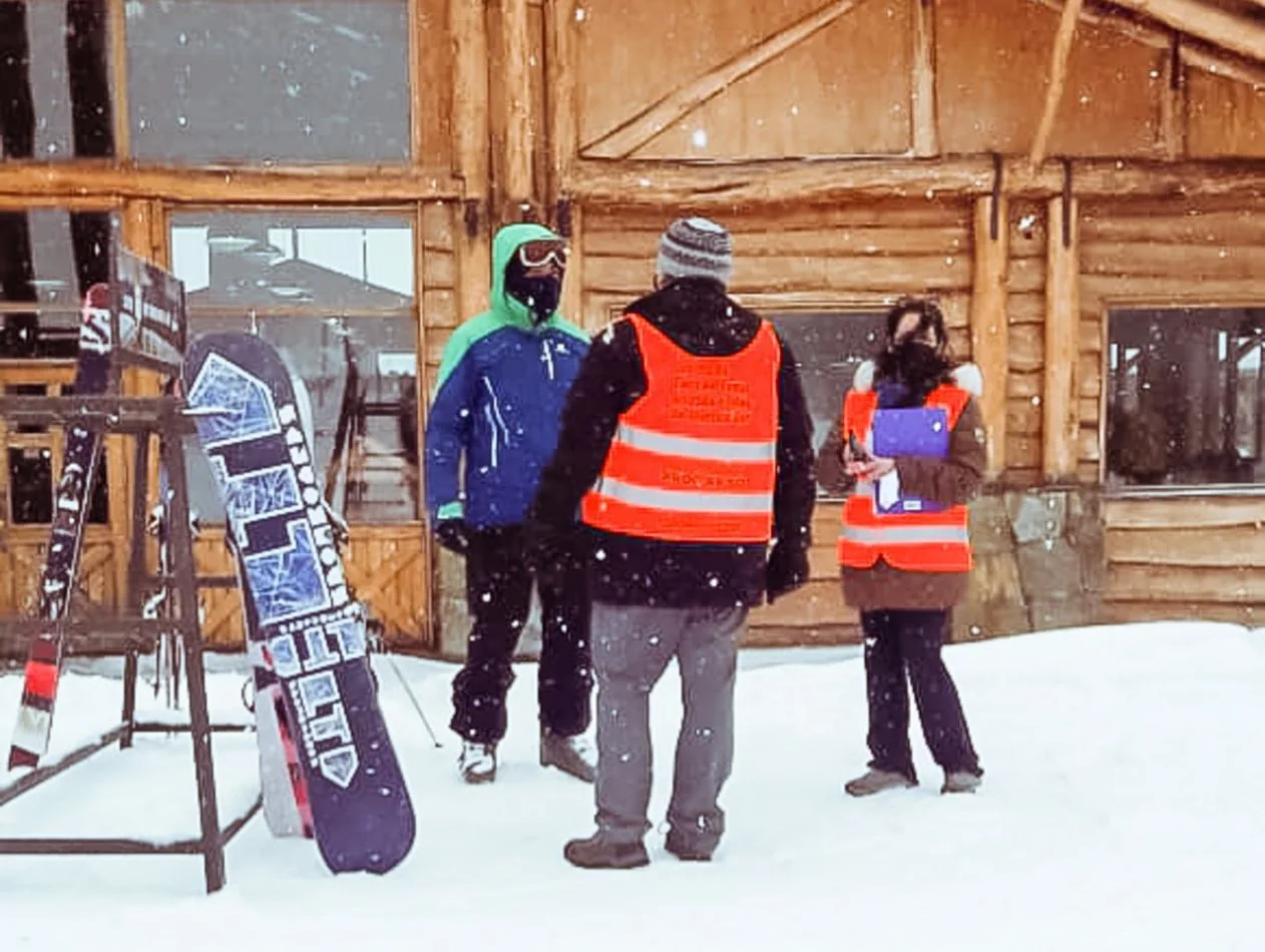 Programa de concientización y prevención "Cuidarnos TDF" visitó un centro invernal