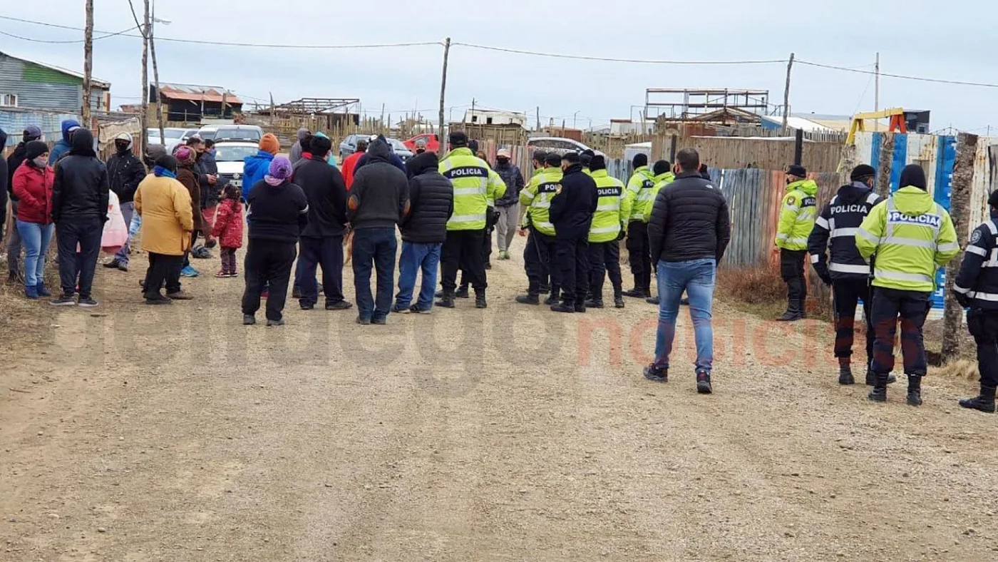 Tensión por la usurpación de Chacras de la Margen Sur