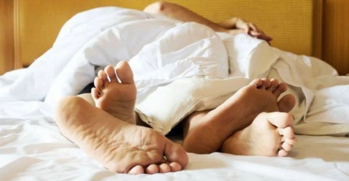 El 43% de los argentinos rompió la cuarentena para tener sexo