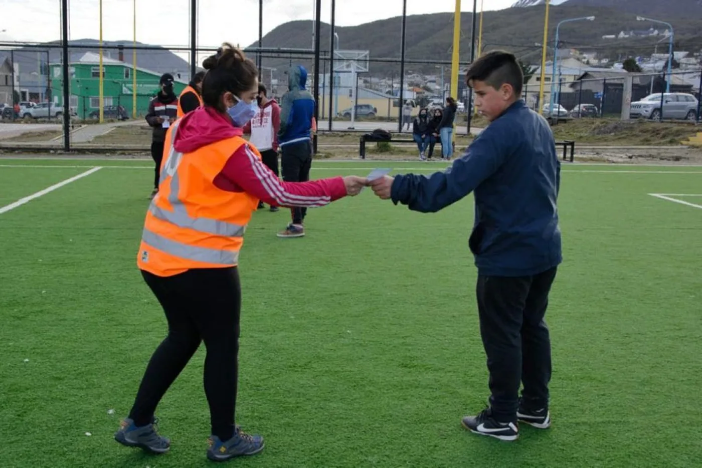 a Municipalidad de Ushuaia, a través de Atención al Vecino, sigue con las acciones de prevención y concientización sobre el COVID-19.