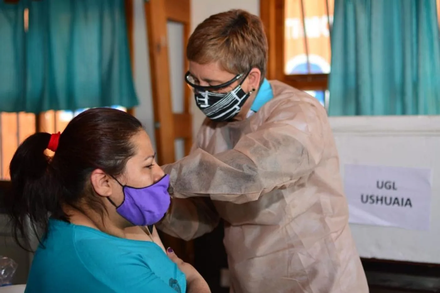 Municipio de Ushuaia y PAMI vacunaron contra la gripe  a más de 150 vecinos