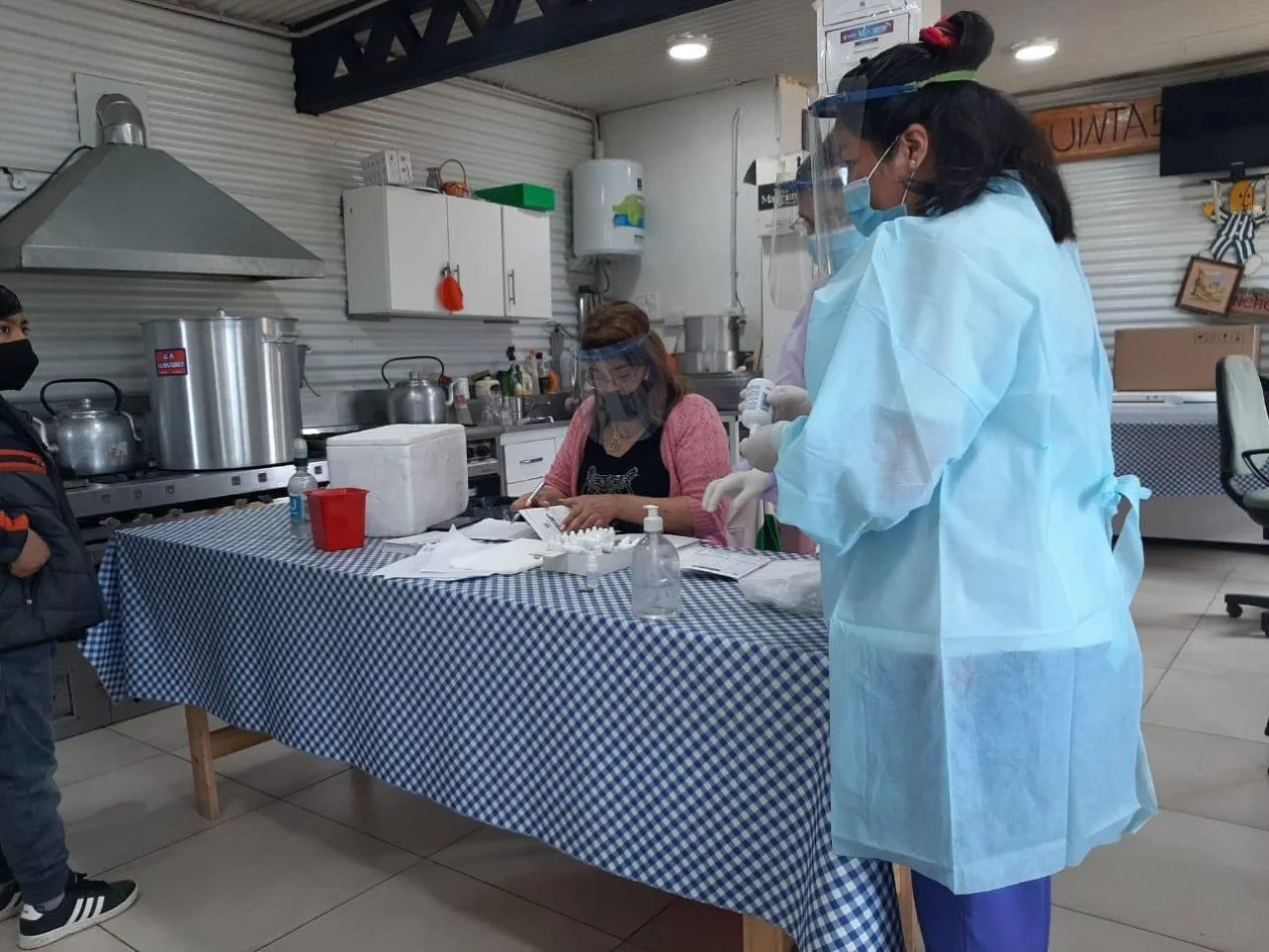 Municipio de Ushuaia realizó vacunación a vecinos del barrio Andorra