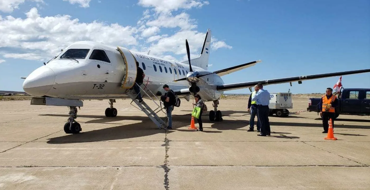 LADE retomo los vuelos en la Patagonia.