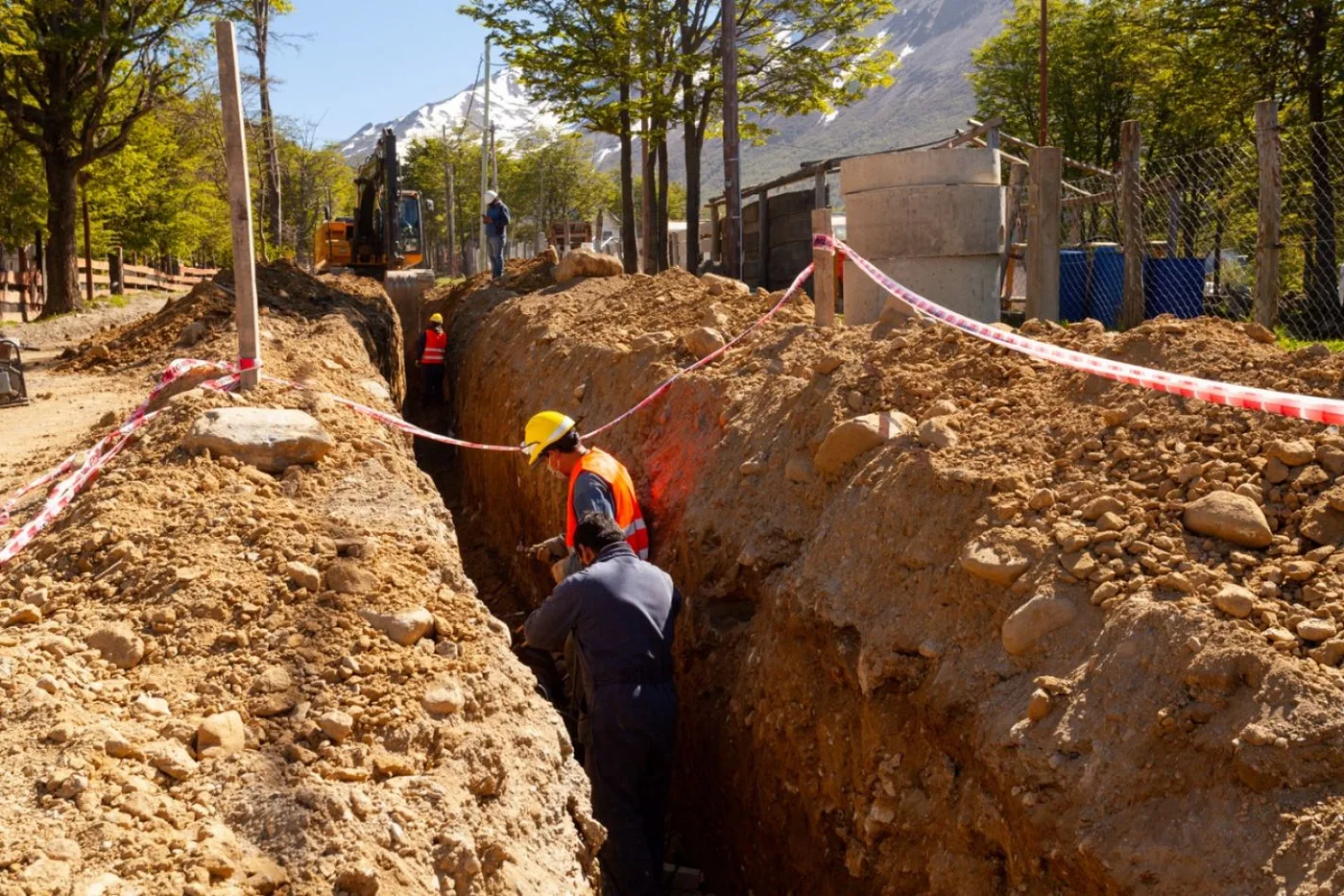 Trabajos de zanjeo.