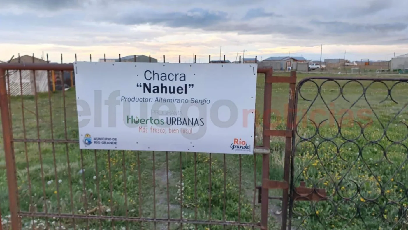 Los dueños de la chacra Nahuel denunciaron que un trabajador de Petrogas usurpó su propiedad.