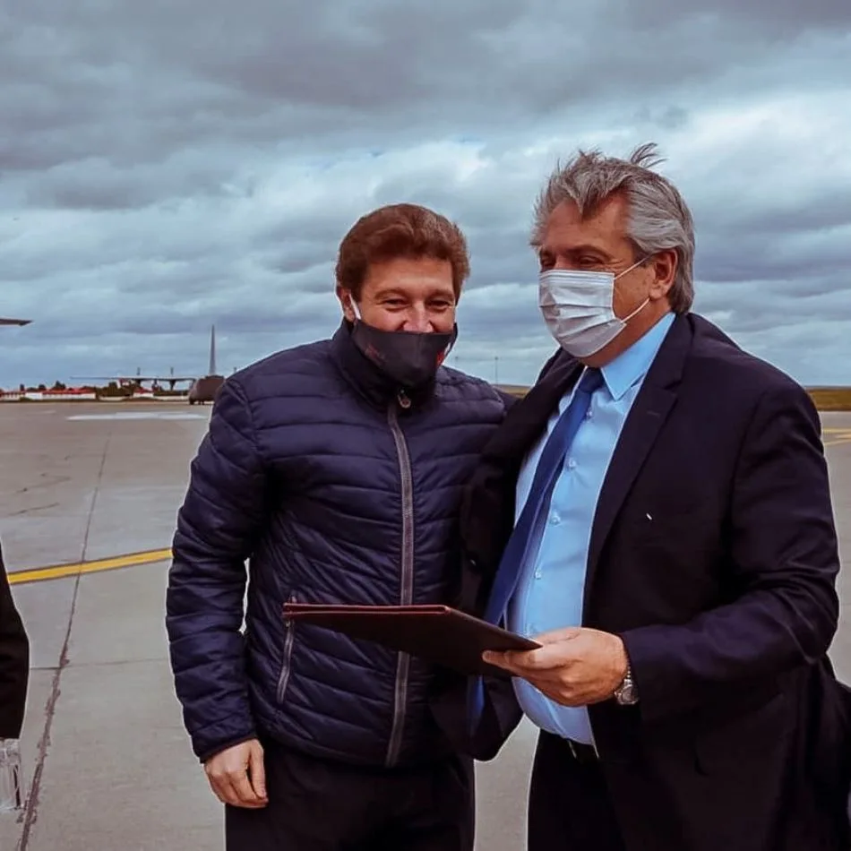 Gobernador de Tierra del Fuego , Gustavo Melella junto al Presidente Alberto Fernández.