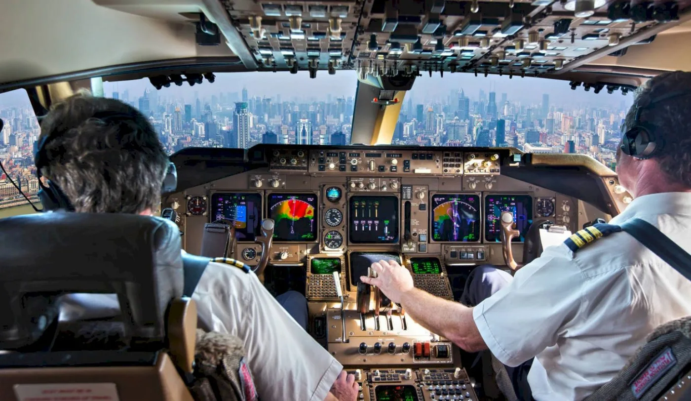 Llega a la Argentina el un último vuelo desde el Reino Unido