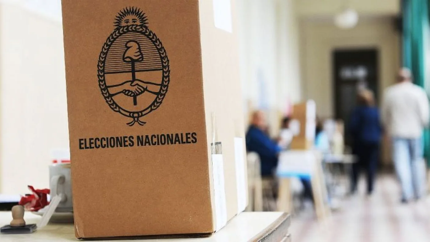 La Cámara Nacional Electoral pide vacunar a la totalidad de los funcionarios y agentes que intervengan en las próximas elecciones.