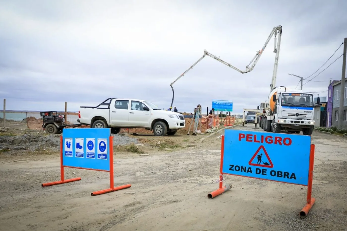 Avanzan las obras para aumentar la presión de agua en margen sur