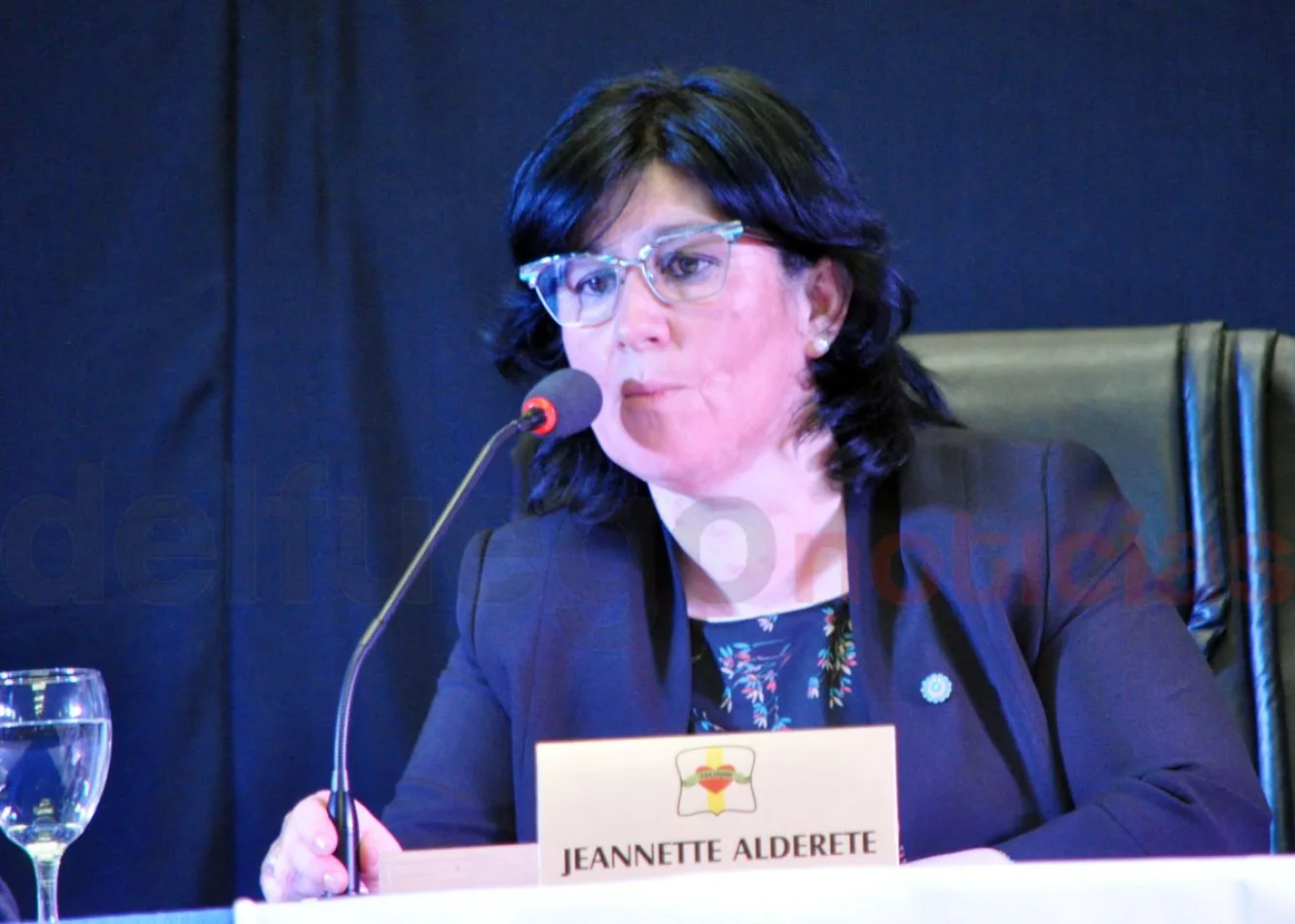 Jeannette Alderete sería elegida nuevamente presidente del Concejo Deliberante de Tolhuin.