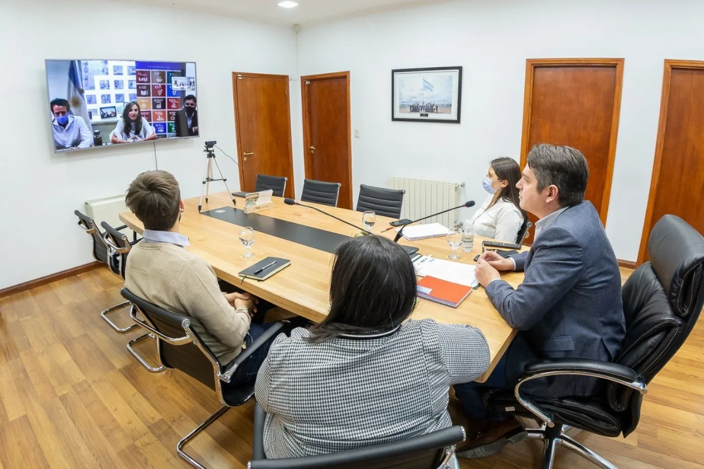 El intendente Martín Perez firmó un convenio de cooperación junto a la presidenta del Consejo Nacional de Coordinación de Políticas Sociales (CNCPS).