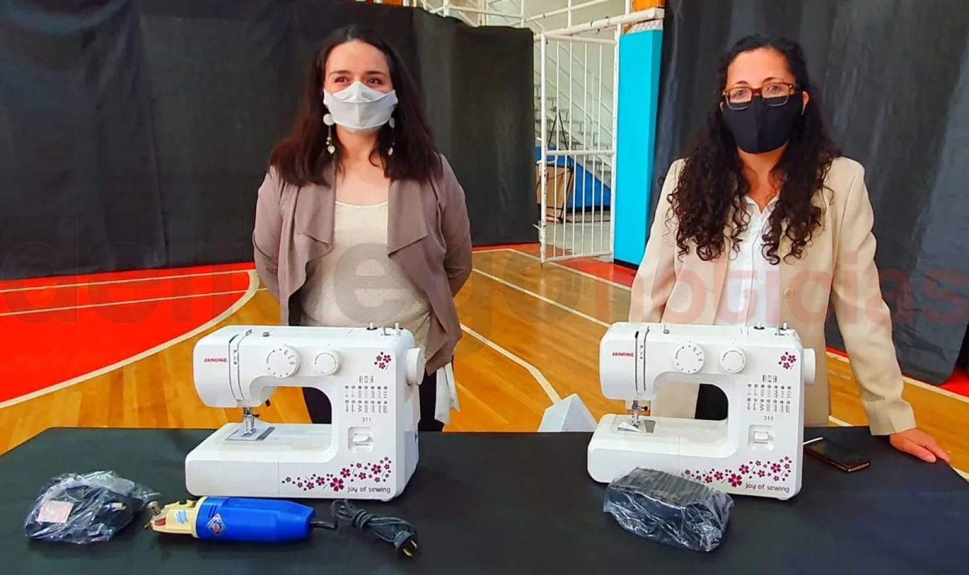 Mujeres emprendedoras se vieron muy conformes tras la entrega de herramientas para continuar con sus emprendimientos