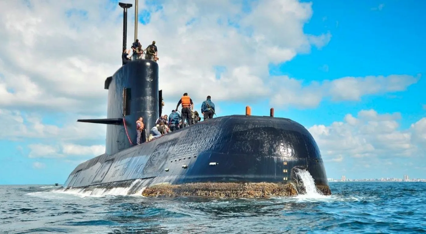 El Consejo de Guerra define la responsabilidad de oficiales de la Armada en el hundimiento