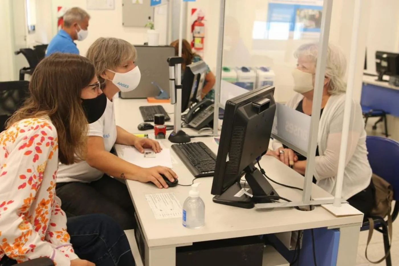 Anses sigue atendiendo en todas las oficinas del país