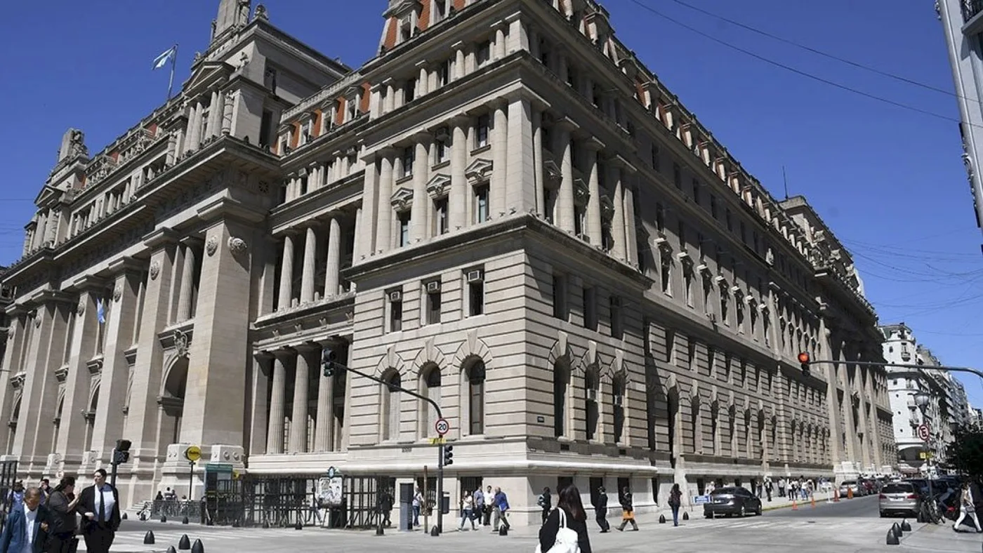 Corte Suprema de Justicia  de la Nación.