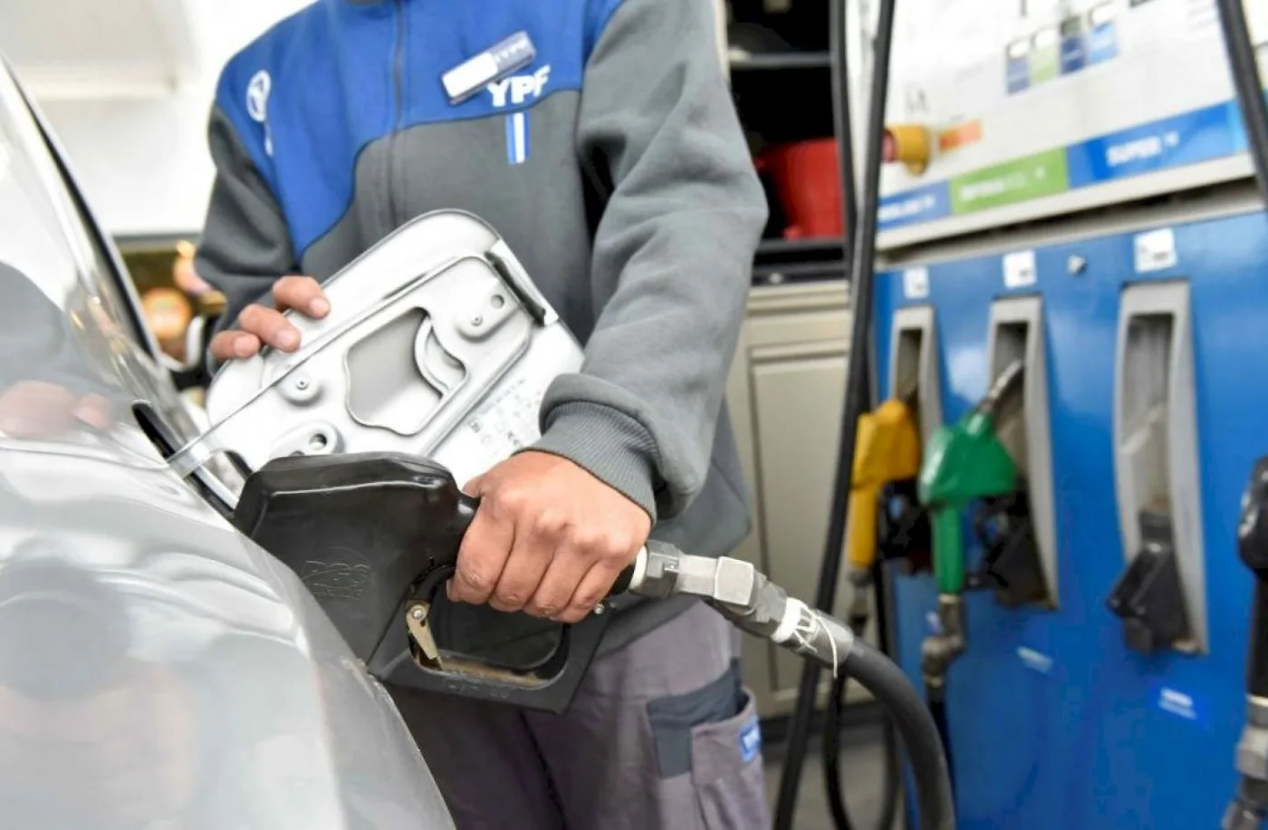 Nuevo aumento de los combustibles en todo el país.