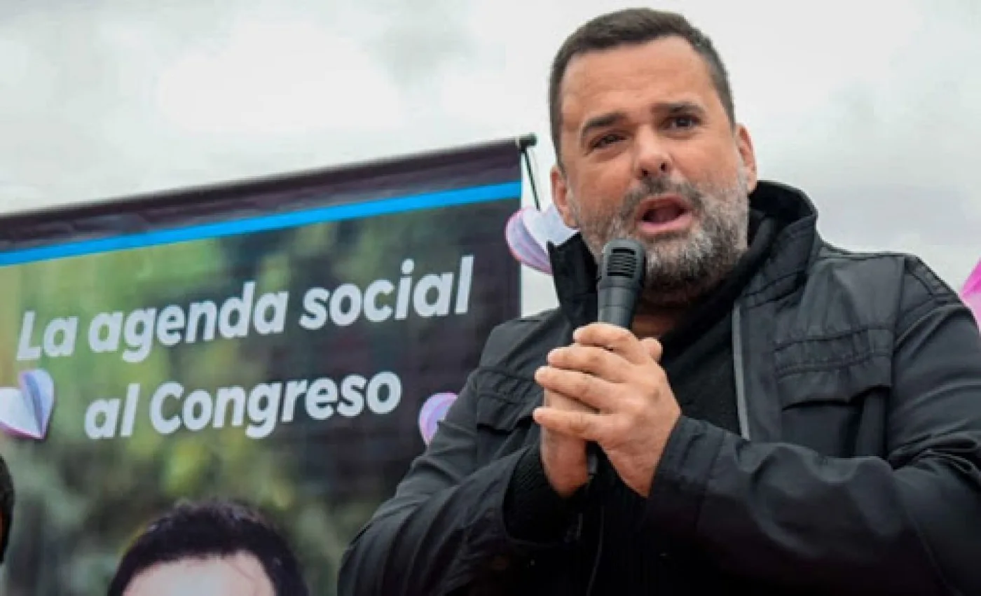 Daniel Menéndez, arribará a la provincia este viernes y se reunirá con los intendentes y referentes provinciales.