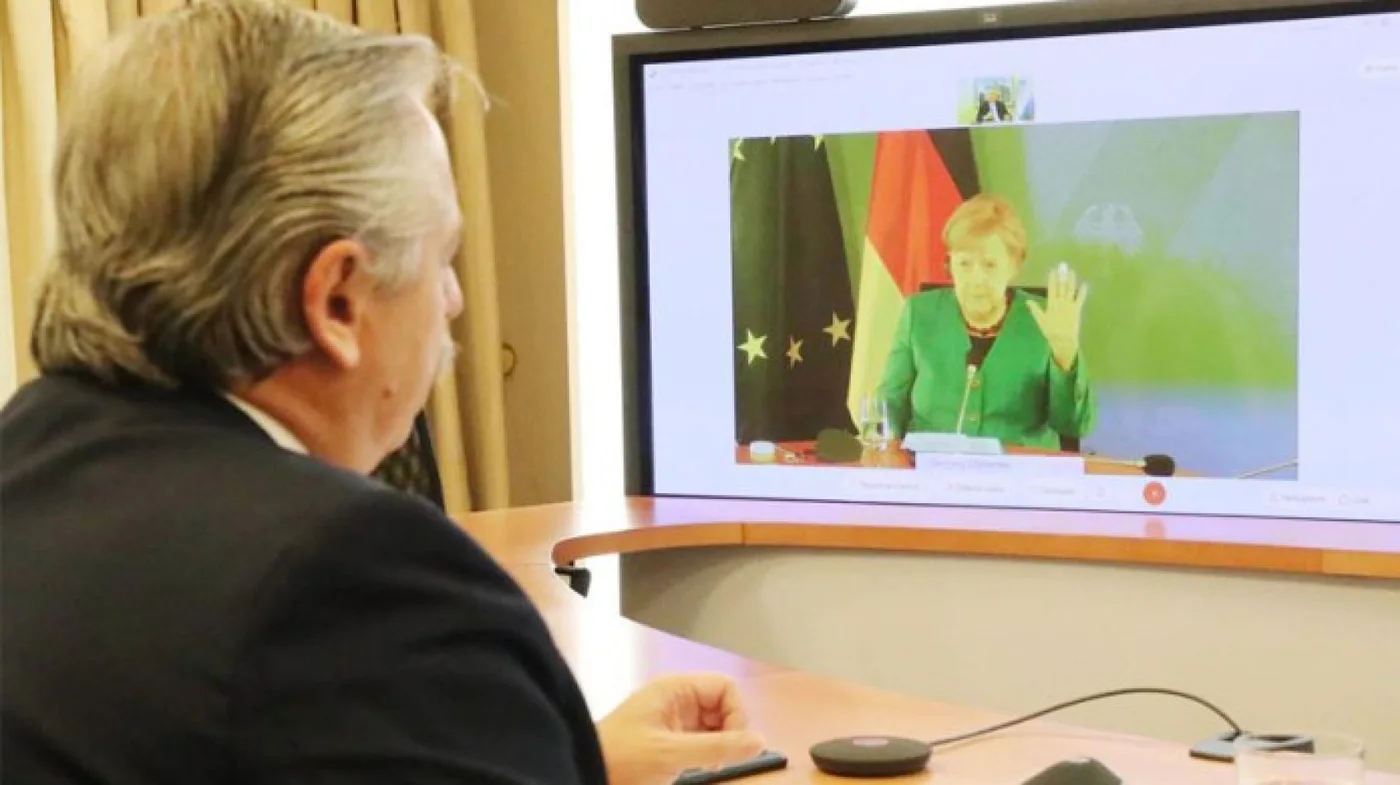 Alberto Fenández mantuvo una videoconferencia con Angela Merkel