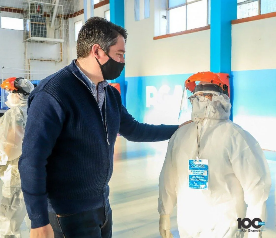 El intendente visitó a los trabajadores sanitarios y a los promotores territoriales