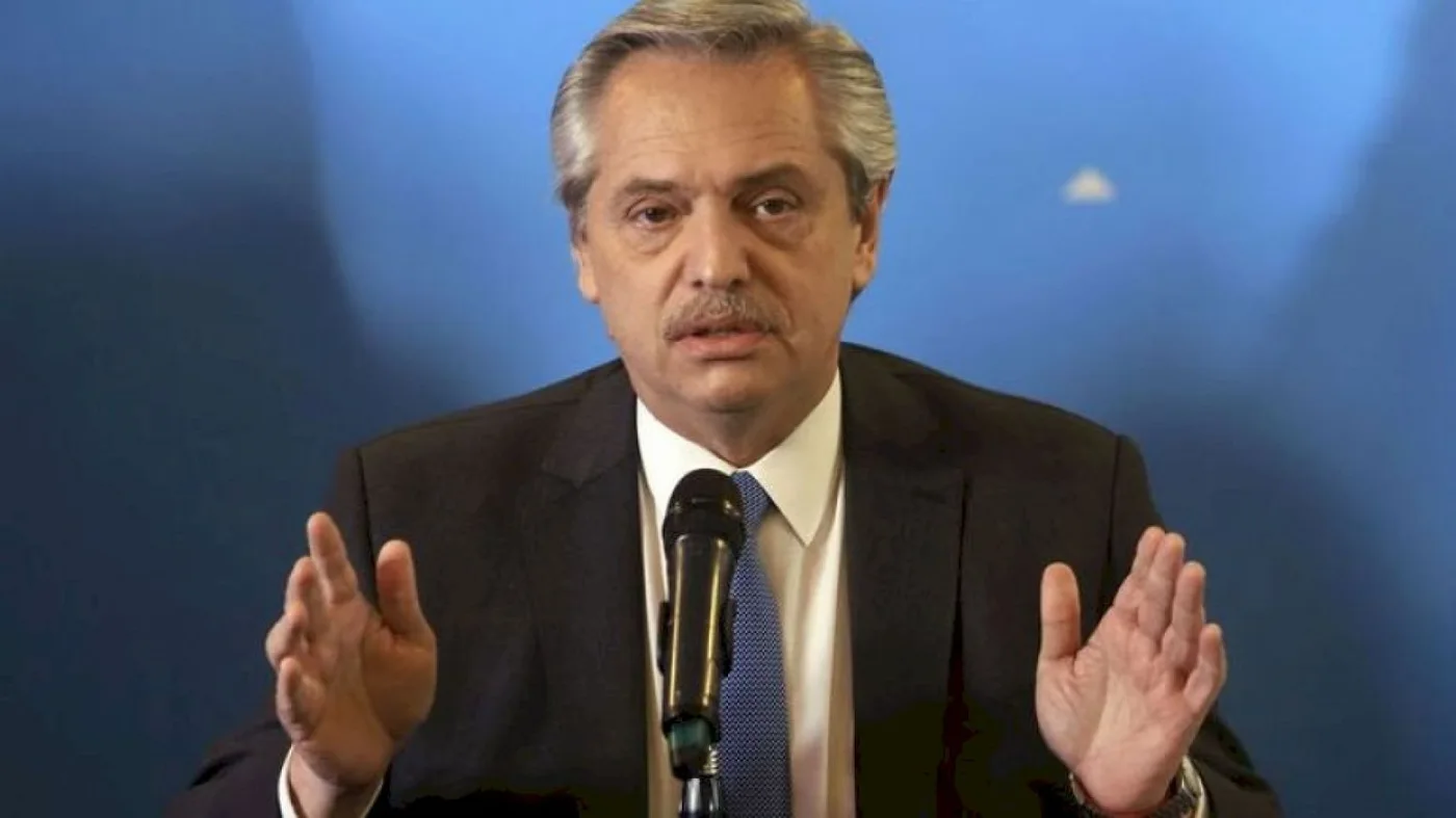 Fernández presentó un plan de viviendas para adultos mayores
