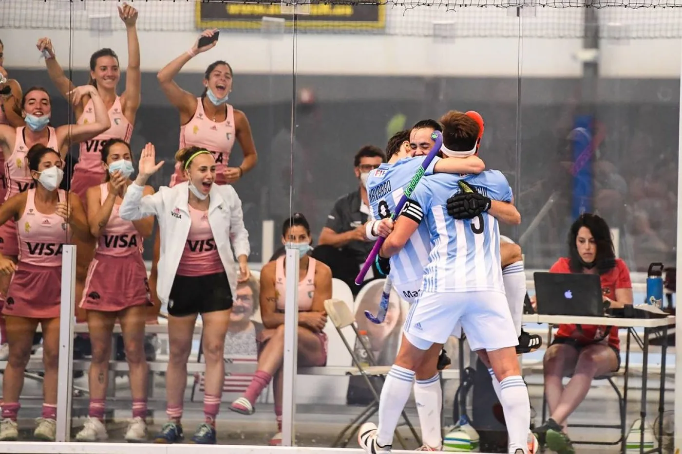 Argentina hizo historia en hockey pista