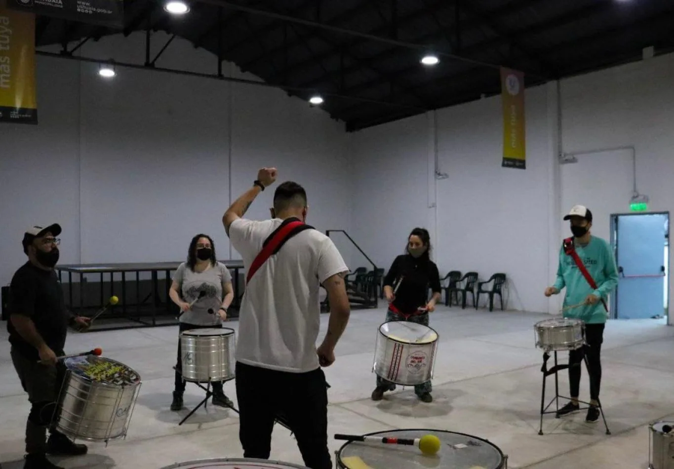 Comenzaron los talleres de percusión "La Familia del Tambor"