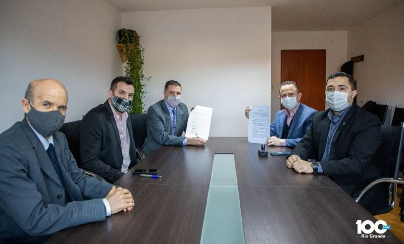 Municipio y la Asociación de Magistrados de Tierra del Fuego firmaron convenio de cooperación