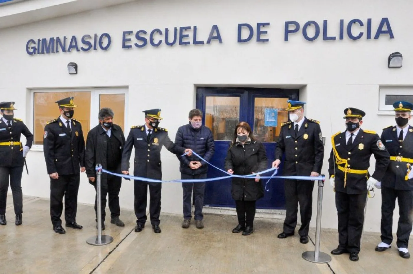 El Gimnasio de la Escuela de Policía de Río Grande quedó inaugurado