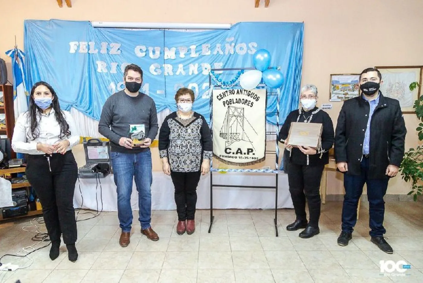 El Intendente de la Ciudad visitó el Centro de Antiguos Pobladores.