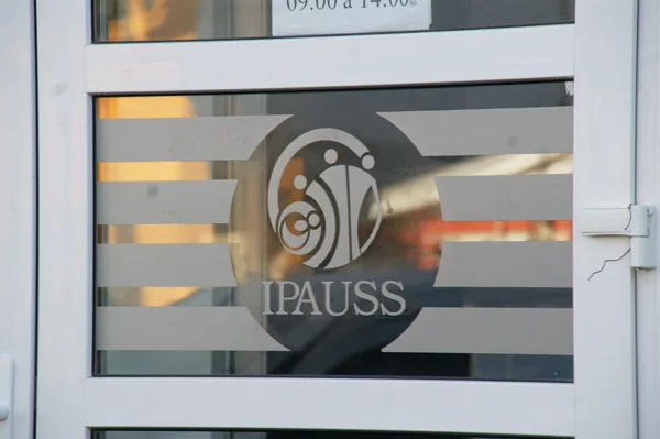 El directorio del IPAUSS decidió no sesionar por los reclamos gremiales.