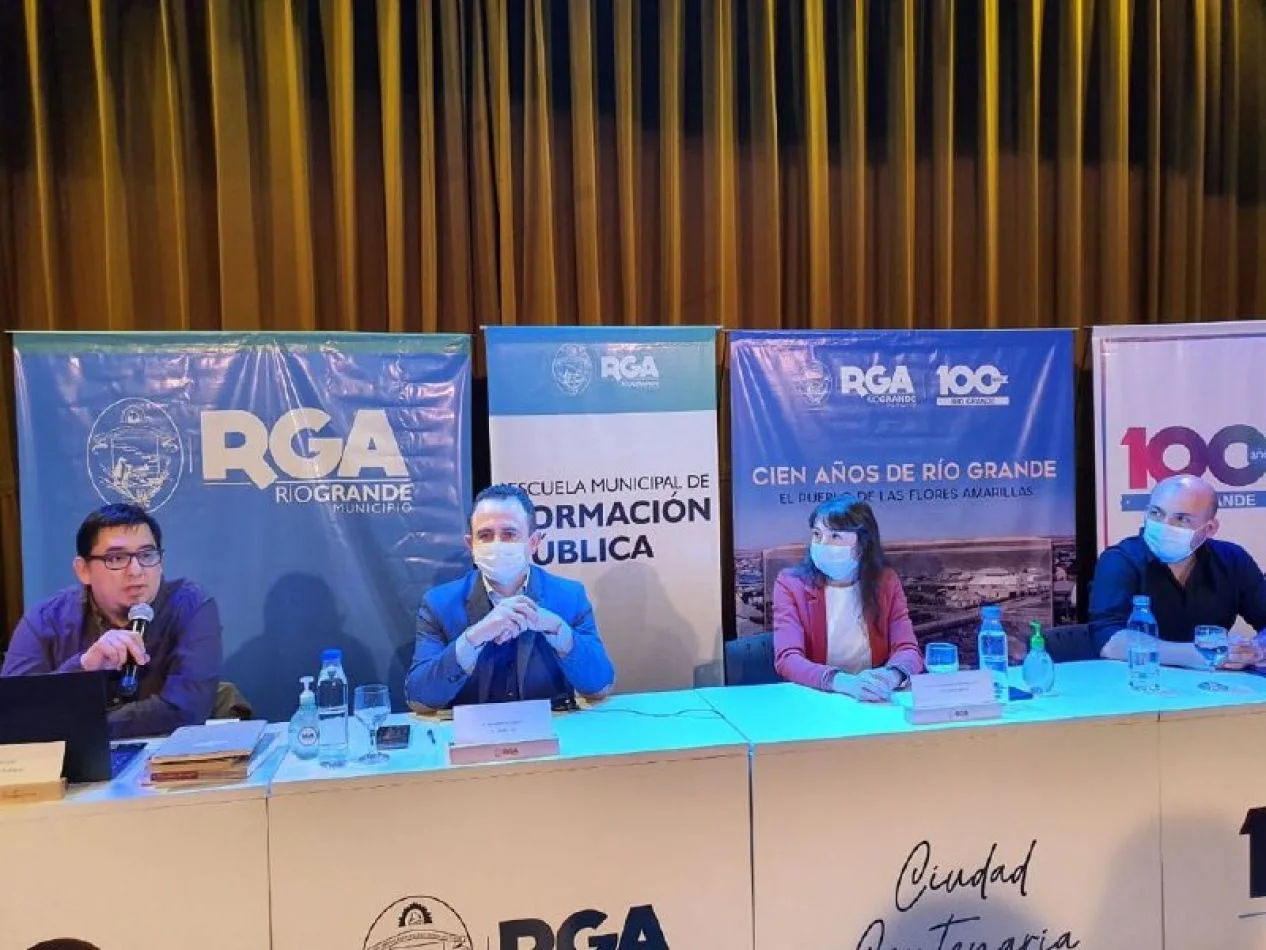 Más de 270 docentes participaron de la capacitación "Río Grande", 100 años de Historia"