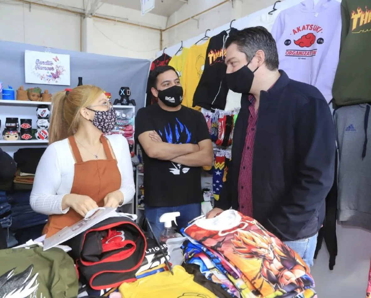 El intendente visitó a jóvenes emprendedores de Río Grande