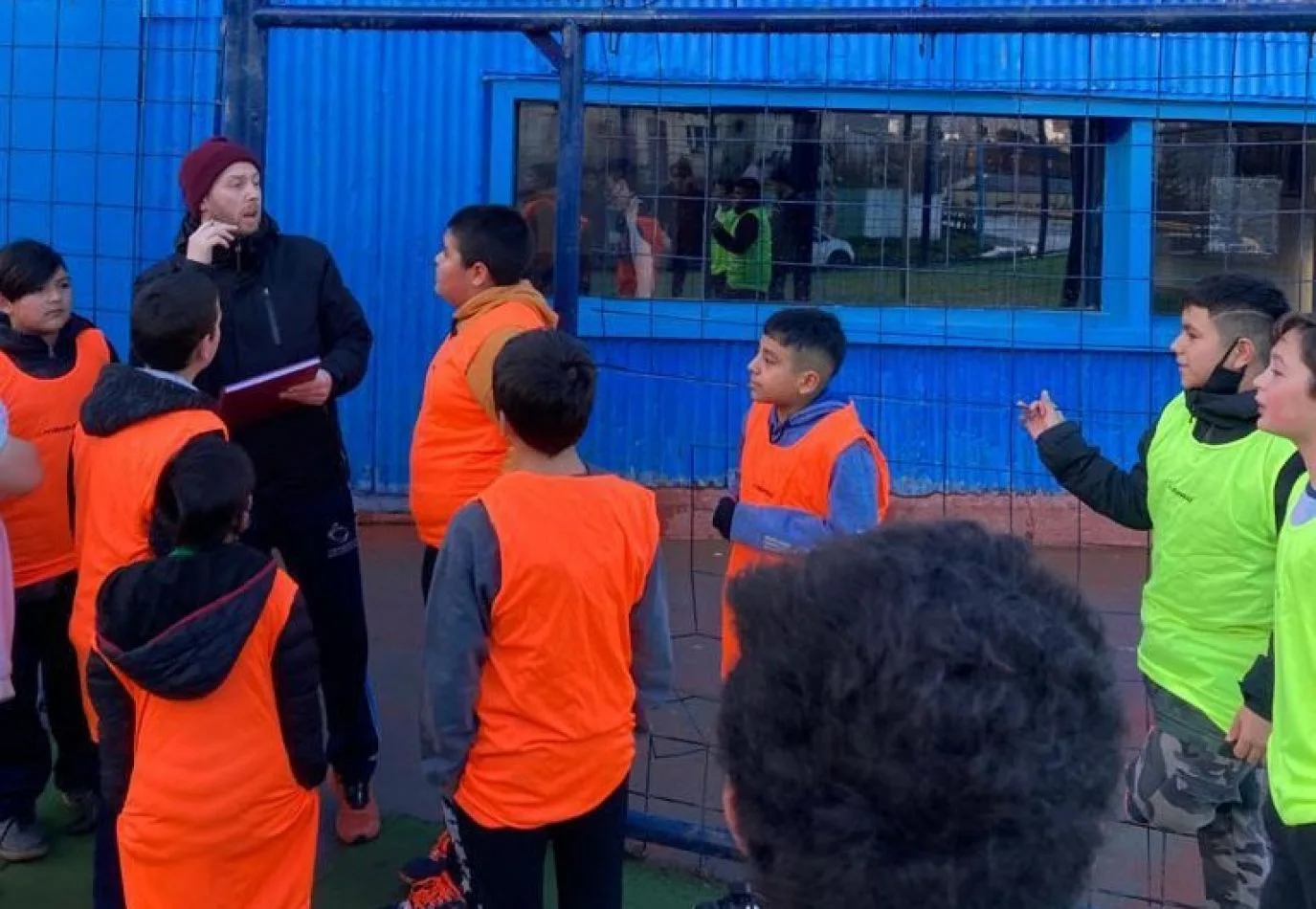 Municipio de Ushuaia inició torneo de fútbol en el B° 245 viviendas