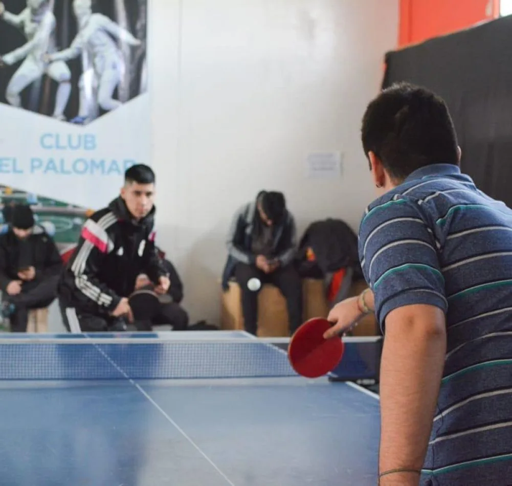 El CEPLA ofrece un taller de tenis de mesa para jóvenes