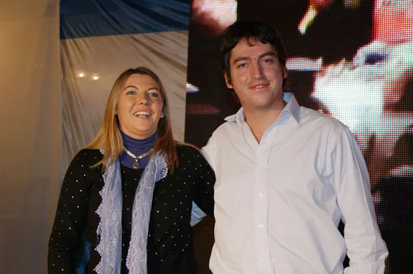 Rosana Bertone y Martín Pérez, tras la conferencia de prensa en Río Grande.