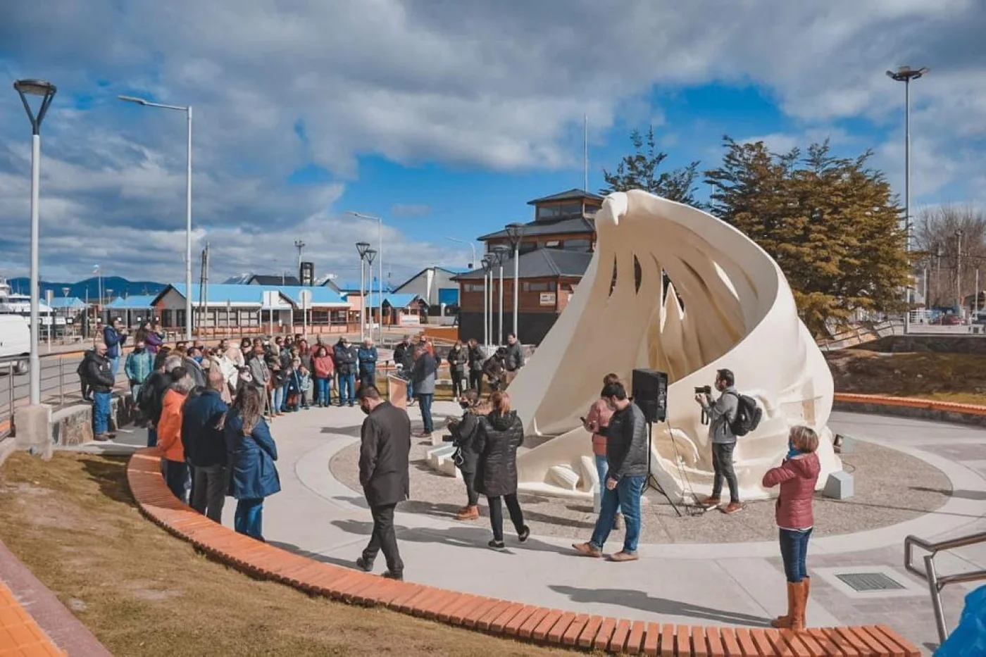 Vuoto encabezó el reconocimiento de la ciudad a 10 familias centenarias