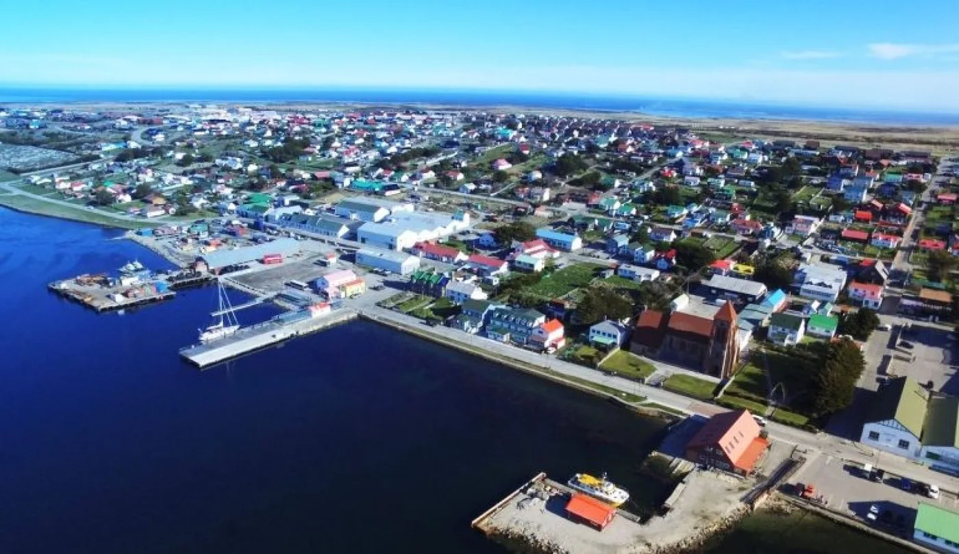 Gobierno intimó a la empresa que construye un puerto en Malvinas