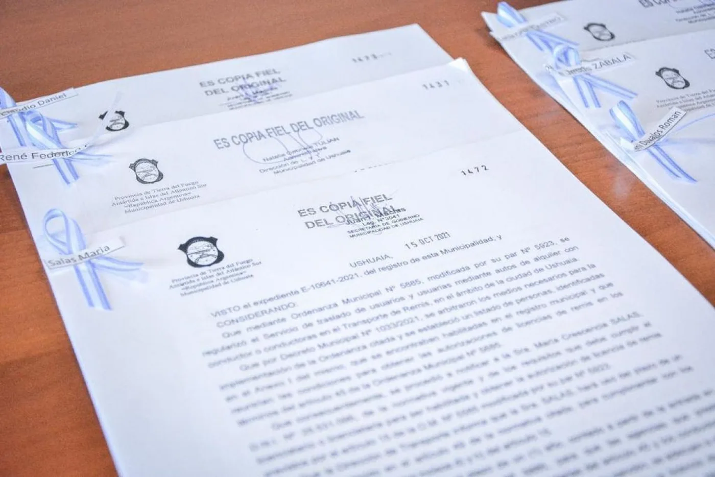 Se realizó la entrega de 25 nuevos decretos de titularidad de licencias de remises