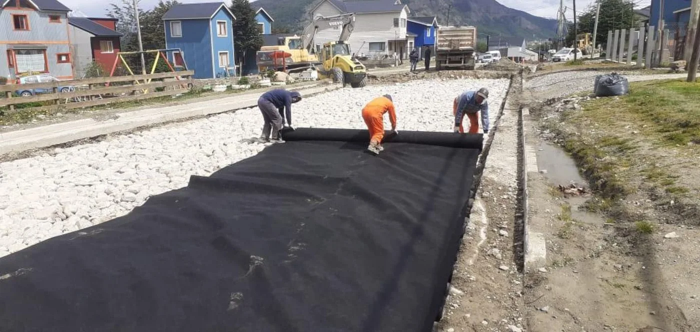Municipio de Ushuaia avanza con los trabajos en calle Tucumán