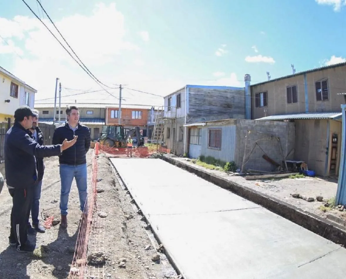 Municipio vuelve a intervenir los patios internos del barrio Intevu